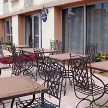 Ξενοδοχείο New Fregate 3*